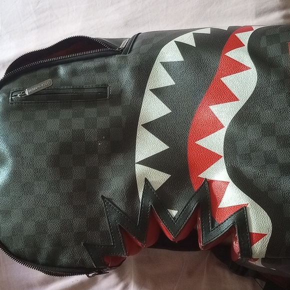 Backpack - Picture 1 of 1